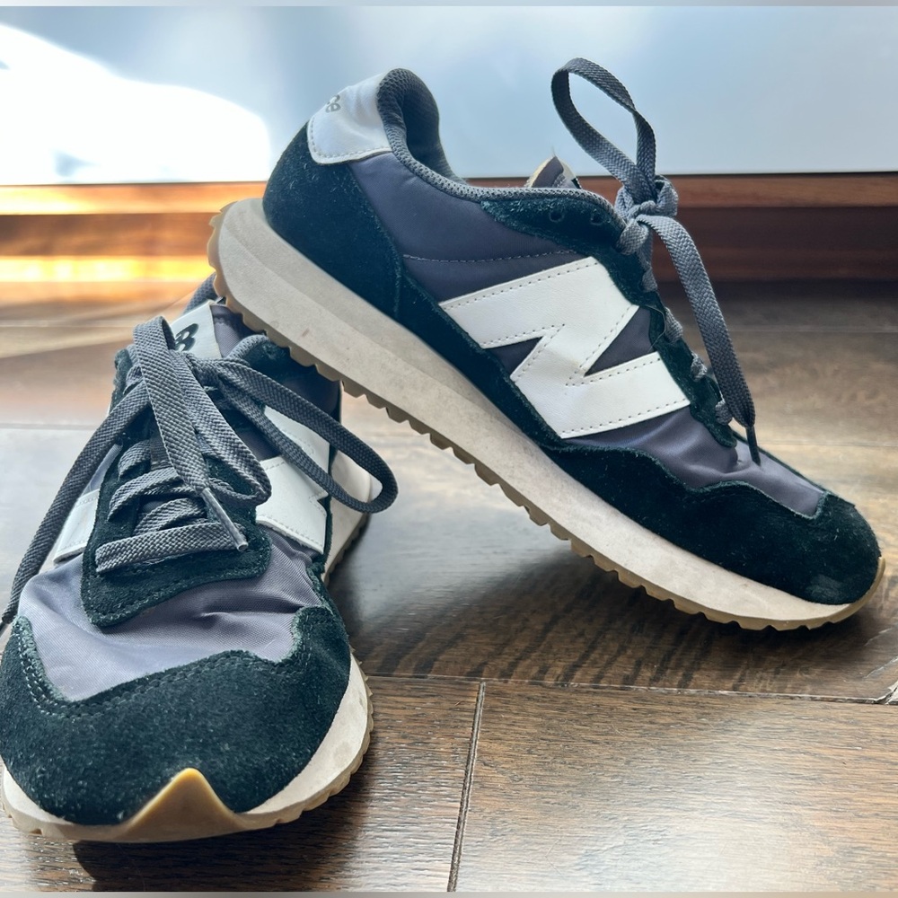 New Balance 237 Retro Sneakers
